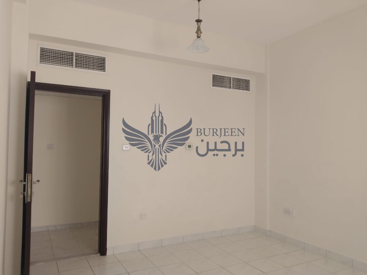 SPECIOUS SIZE 2BHK WITH BALCONY AND 2 BATHROOM VERY CLEAN CENTRAL A/C CENTRAL GAS RENT 36K