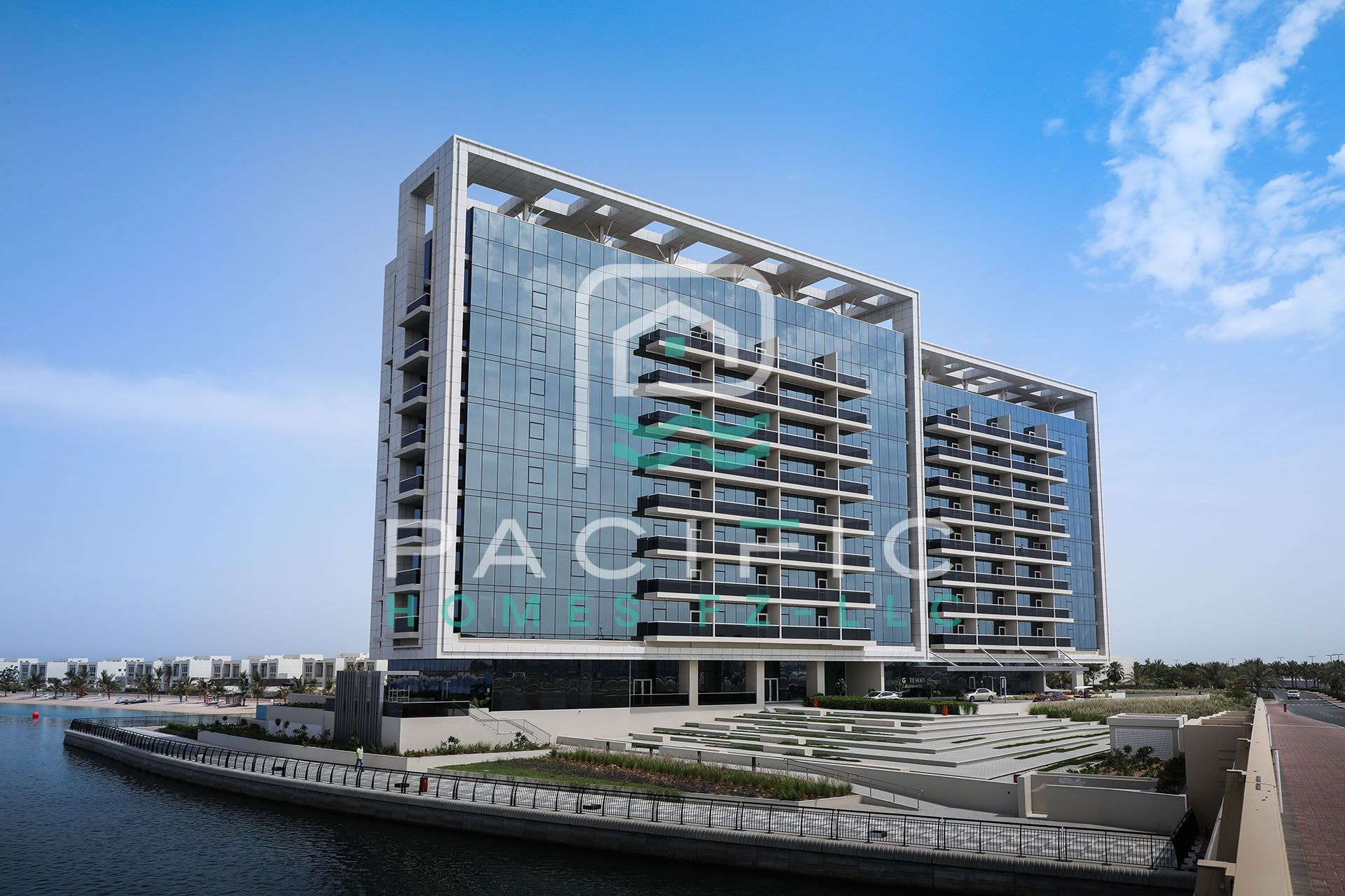 Ready 1 & 2 Bedroom Apartments for Sale | Gateway Residences, Mina Al AraB