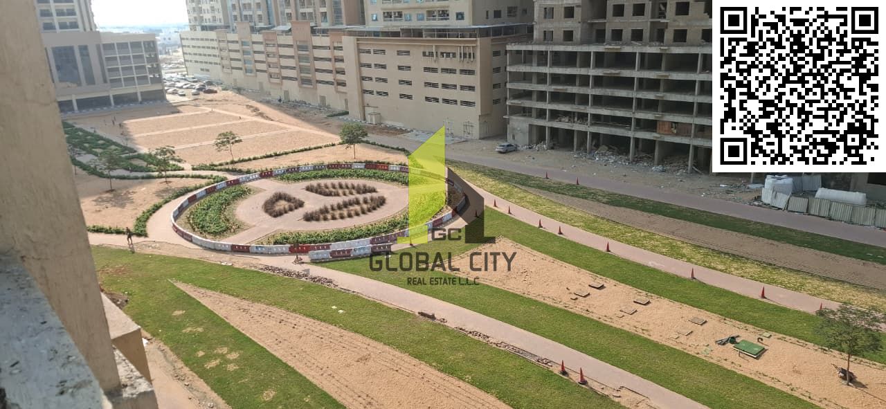2BHK FOR SALE FOR SALE IN PARADISE LAKE TOWER B6 , VACANT APARTMENT , GARDEN VIEW , INCLUDING PARKING , ASKING PRICE NET TO OWNER 400,000 ,,,,,,,,,,,,