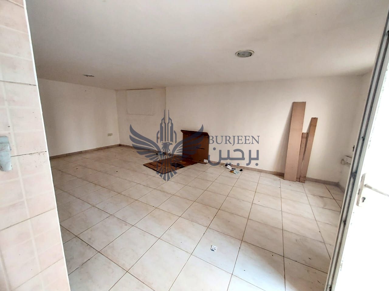 Elegant Studio in a Quiet Building