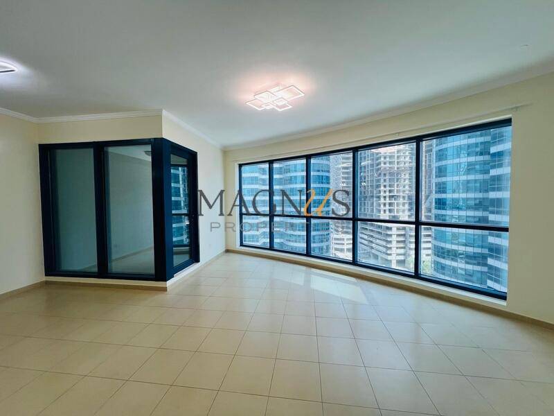 LOW FLOOR | COMMUNITY VIEW | VACANT