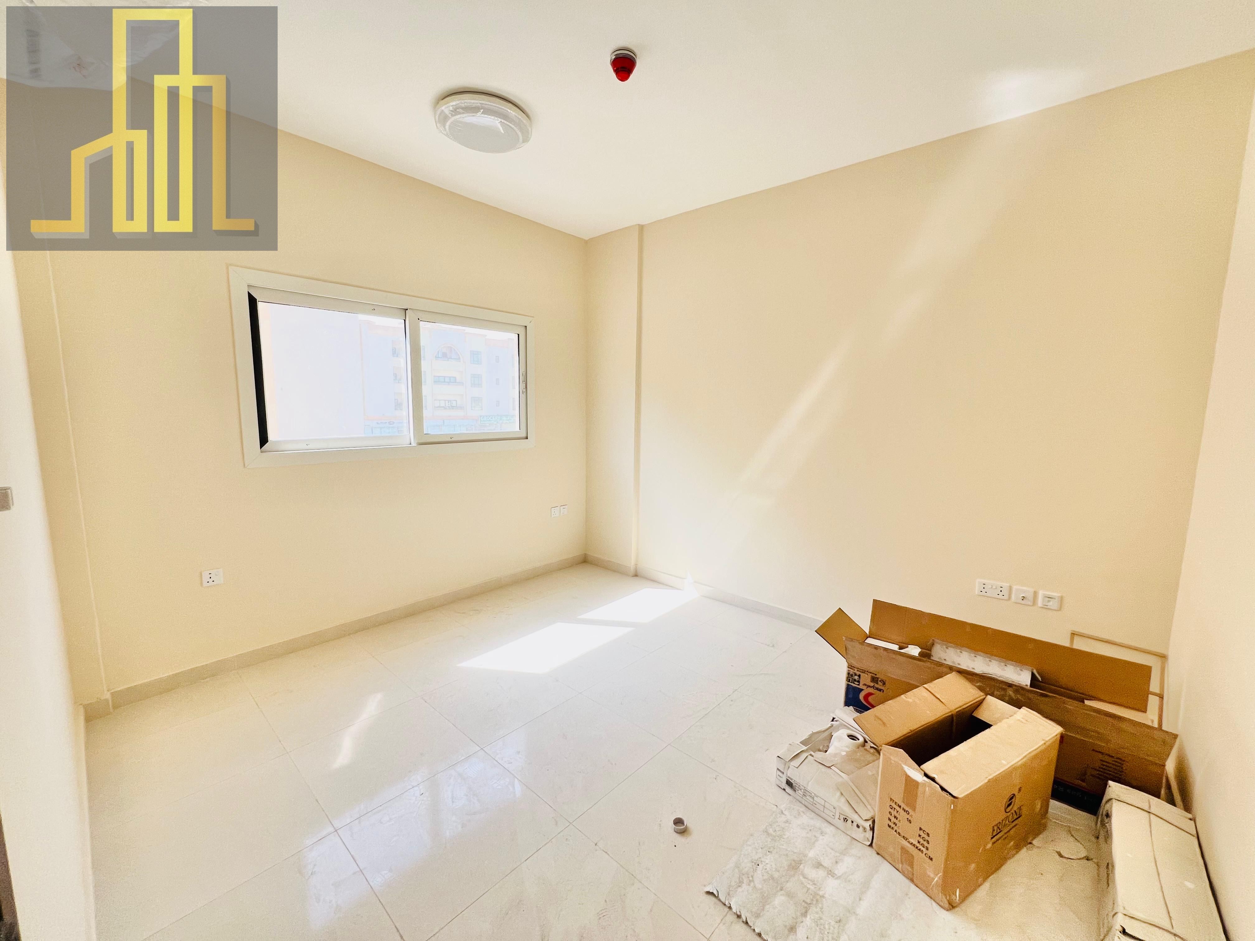 Bachelor 1BR Airy and Breezy Balcony