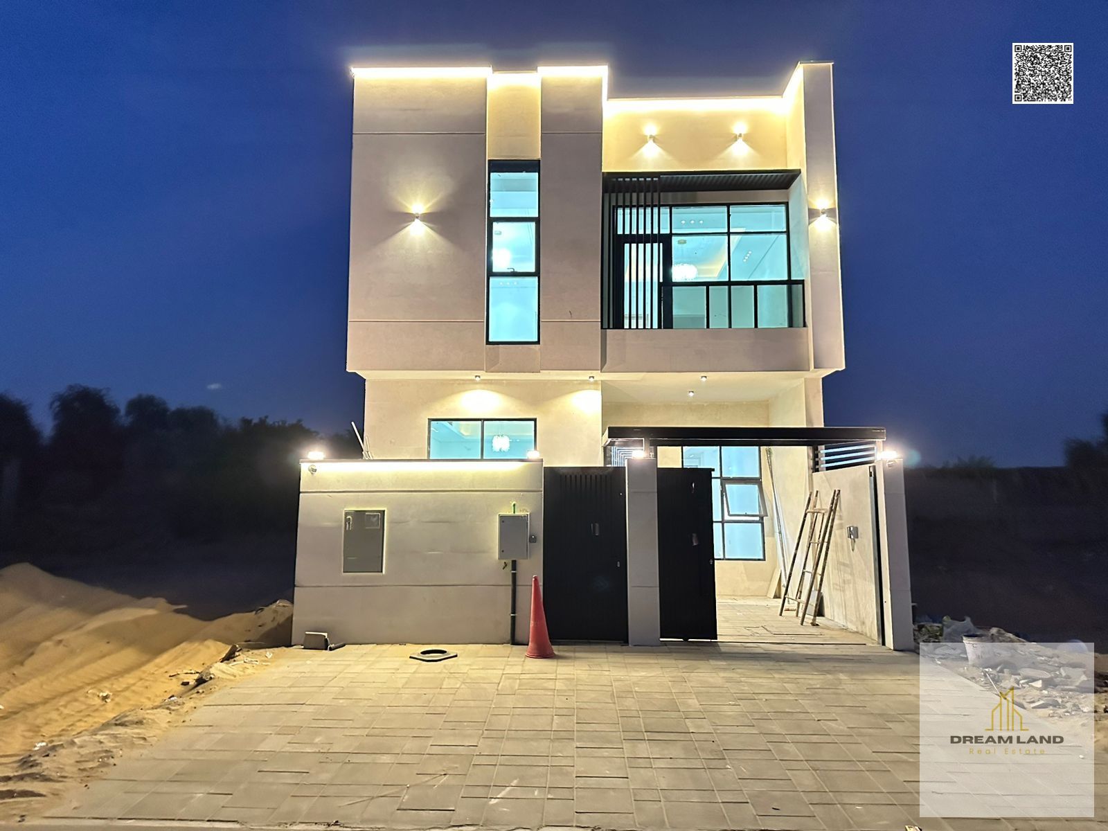 Townhouse for sale in Al Hiliu 2 | 3 bedrooms + living room + hall | 2 floors + roof | AED 1,300,000 all inclusive