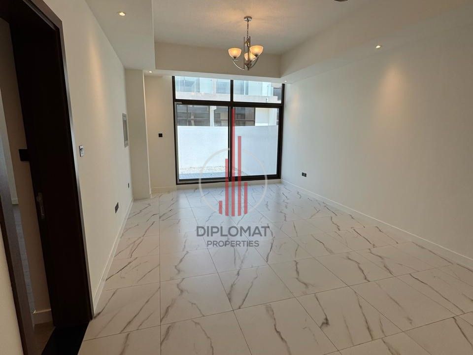Premium 4BR Villa with Maid’s Room| Community View
