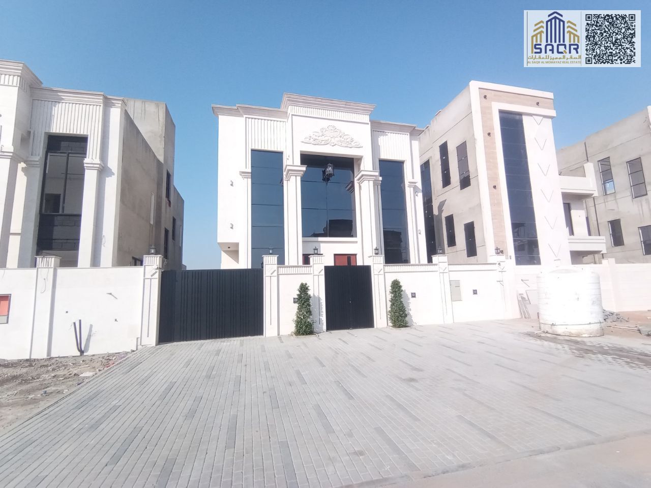 Classic design villa, two floors and a terrace, in a prime location / Freehold ownership for life / Fees included