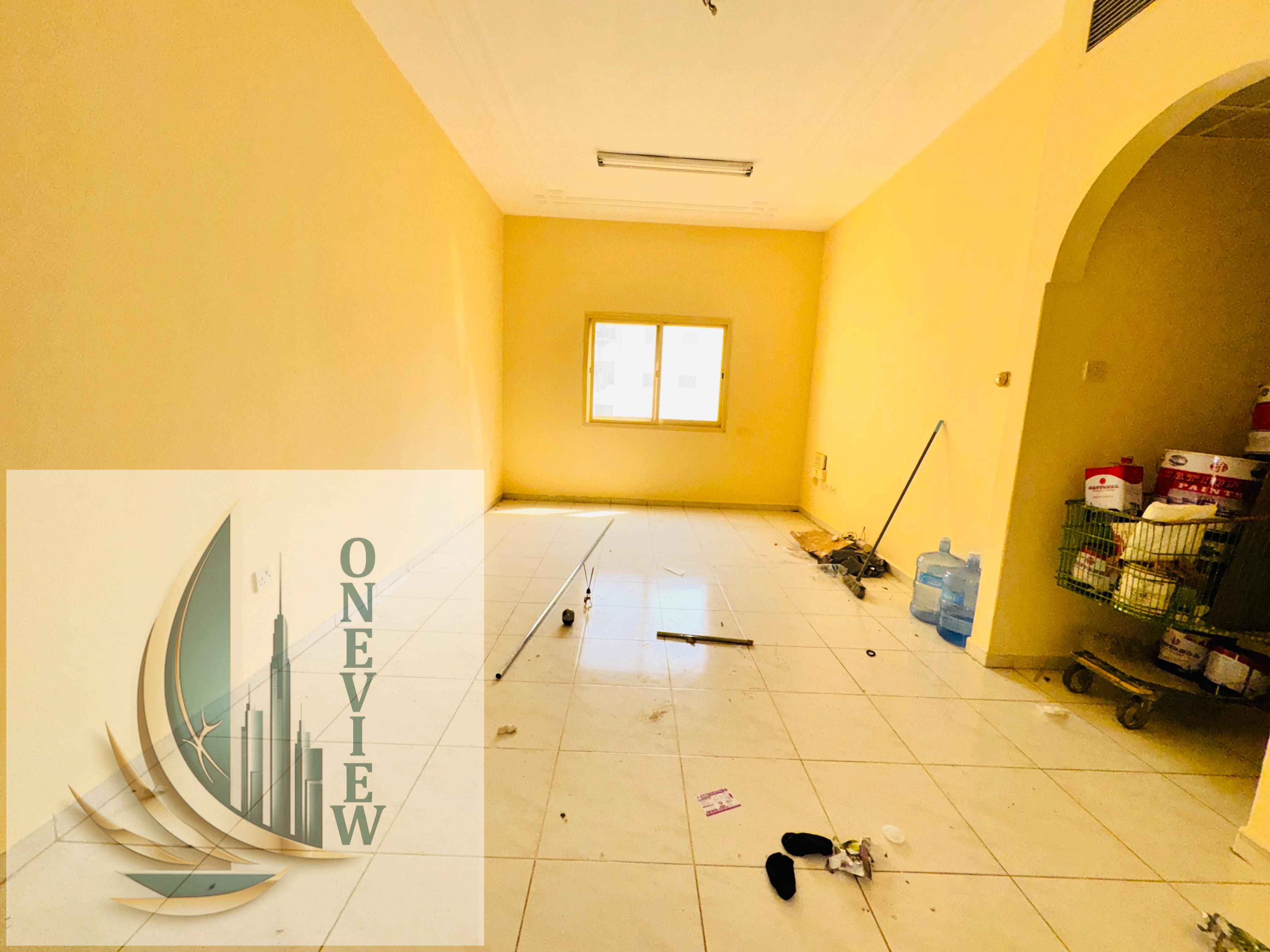 LAWISH OFFER//LAST UNIT//VERY SPAISIUS 2BHK IN ONLY 38,000 BU DANIQ//CLOSE TO MEGA MALL