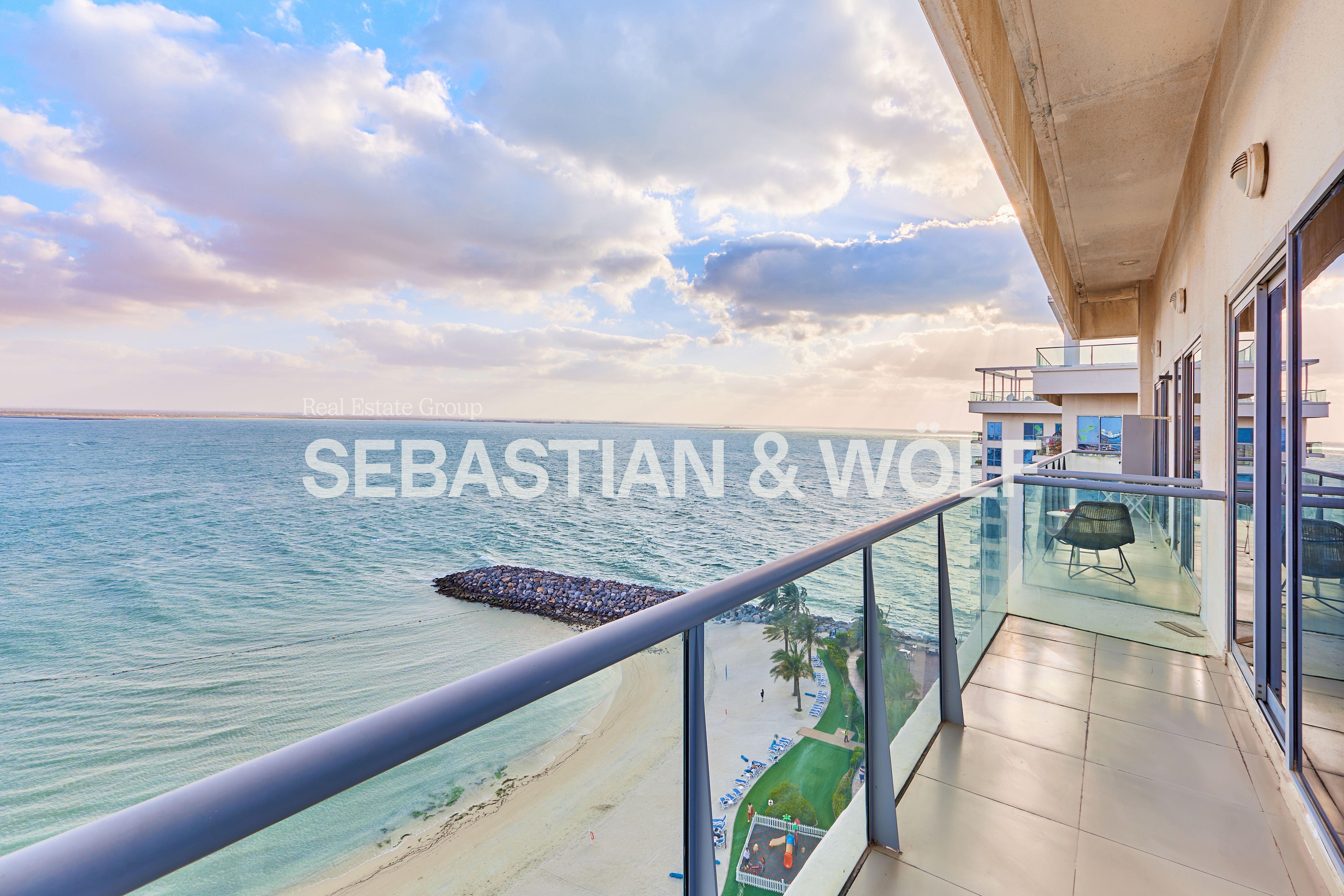 Sea View | Upgraded | Private Beach Access