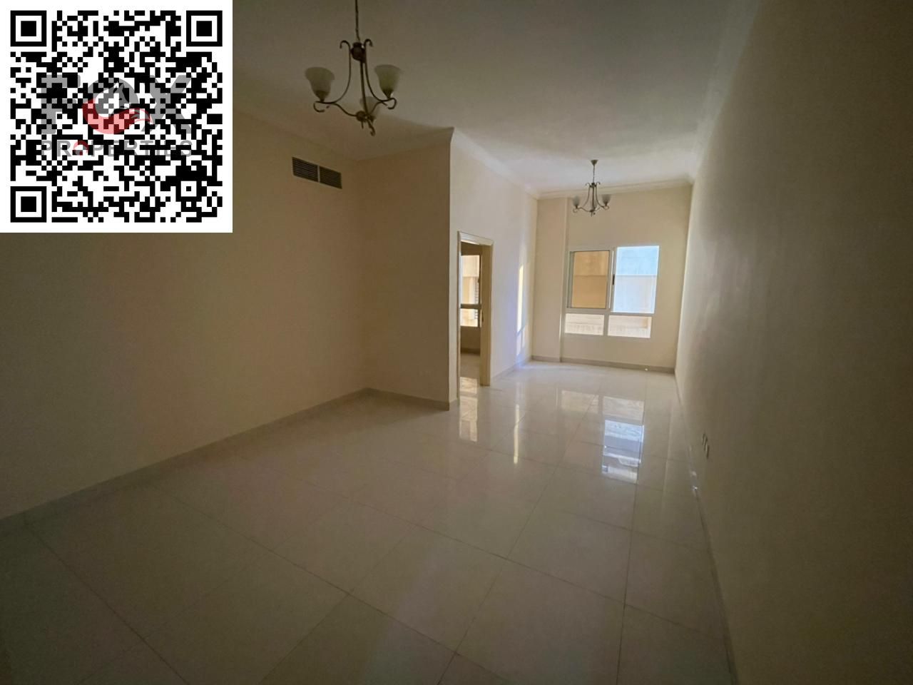 One bedroom and living room for rent in Al Nuaimiya 1, opposite Black Ramada. Prime location close to services. Excellent price and convenient payment