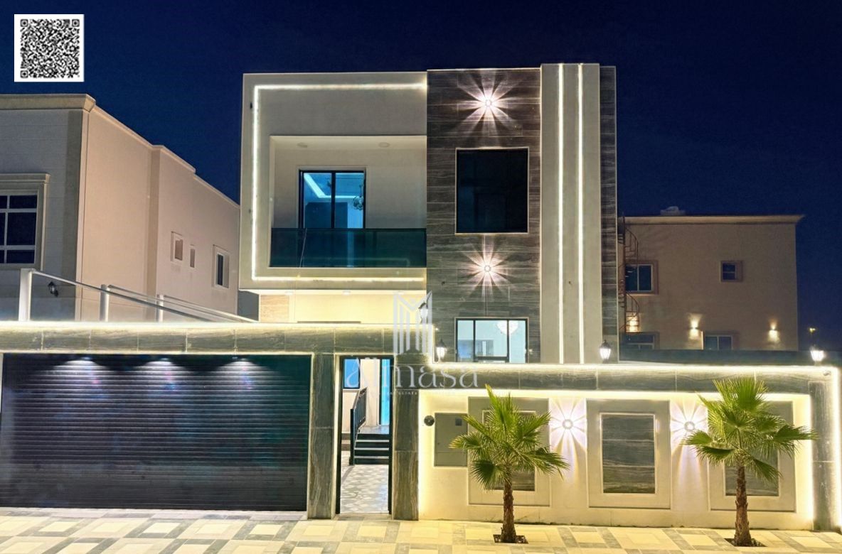 Own a villa with high-end finishes and a negotiable price, featuring a smart layout that maximizes privacy.