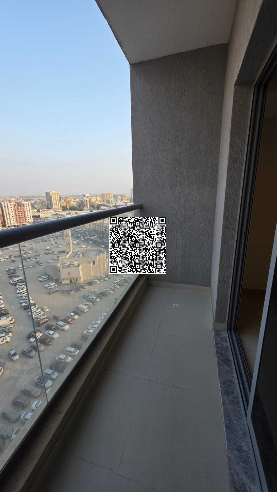 À vendre : Appartement T2 (une chambre et un séjour) dans la résidence Al-Na'amiyah Towers 1, de belle taille.