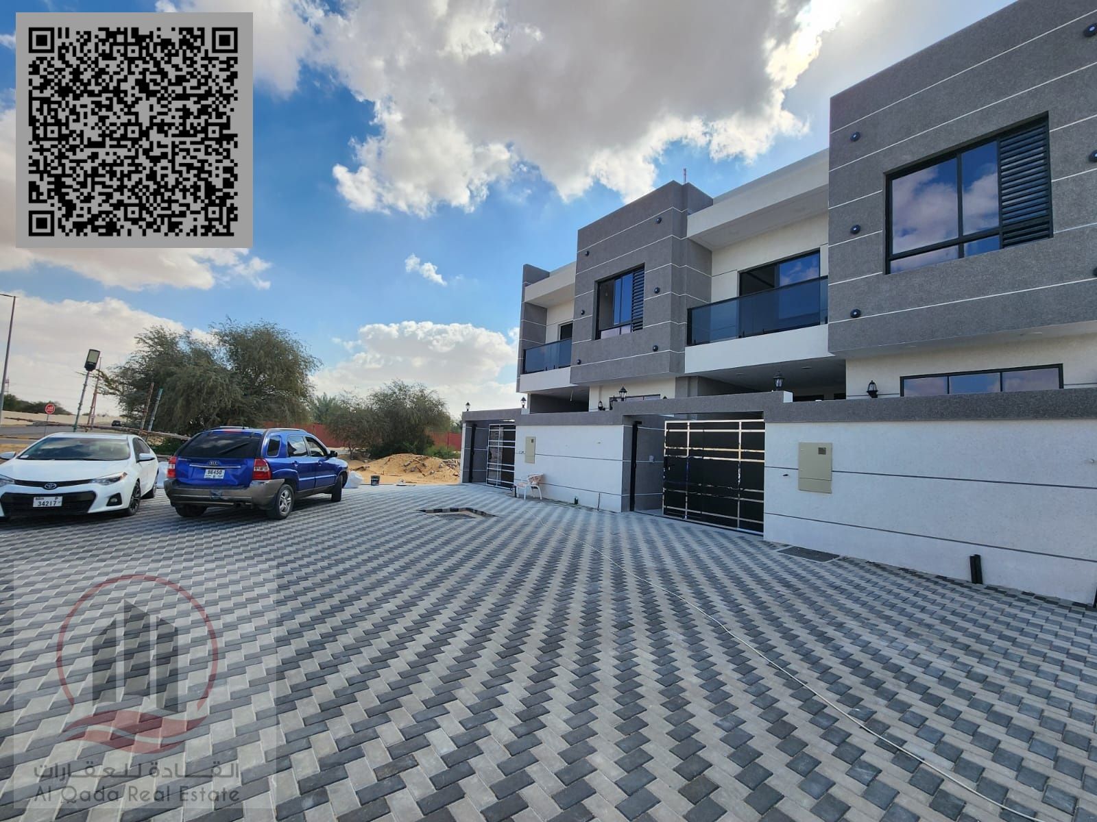 Villa for sale in Ajman, Al Helio area, including registration fees. 5 master bedrooms, majlis, living room, and maid's room. Suitable for all nation
