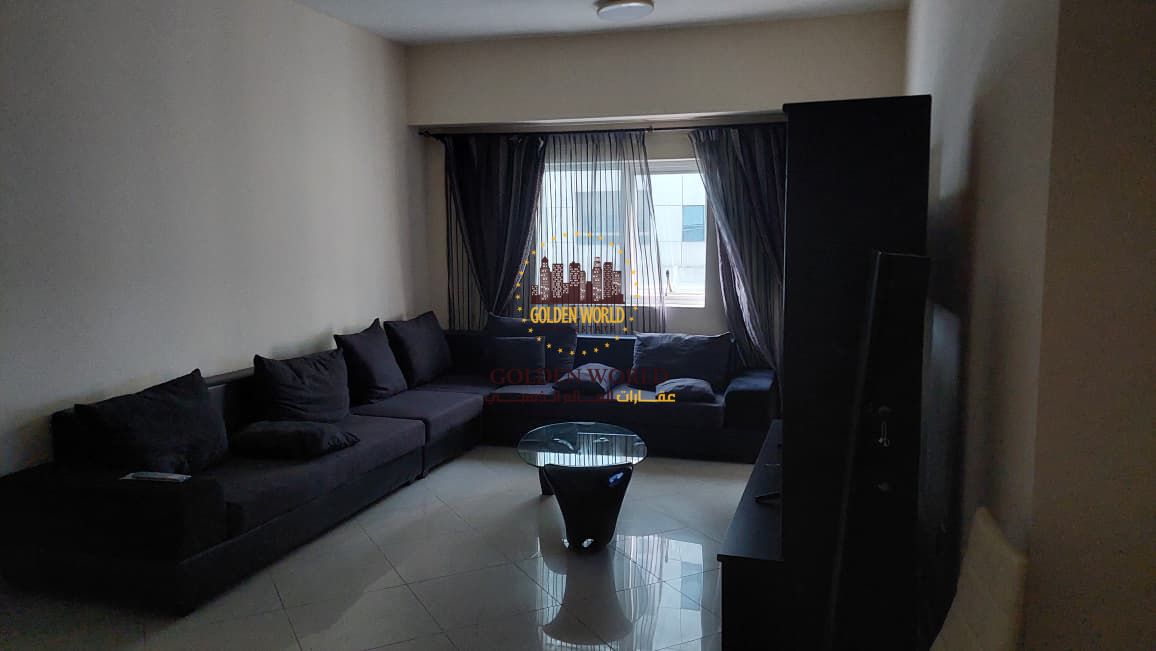 For rent apartment with 2 bedrooms, living room and 2 bathrooms. Rent 5,500 including internet only. Family friendly.