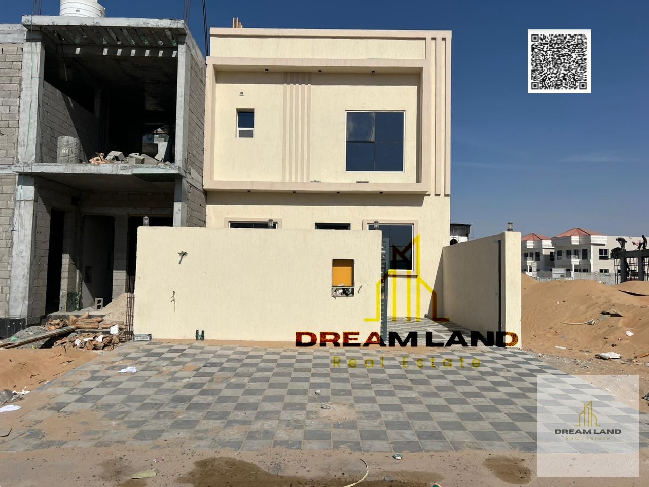 Now for sale in a good price, including registration fees Town house 4 master bedrooms with built in wardrobes and rooftop, located in Al helio area
