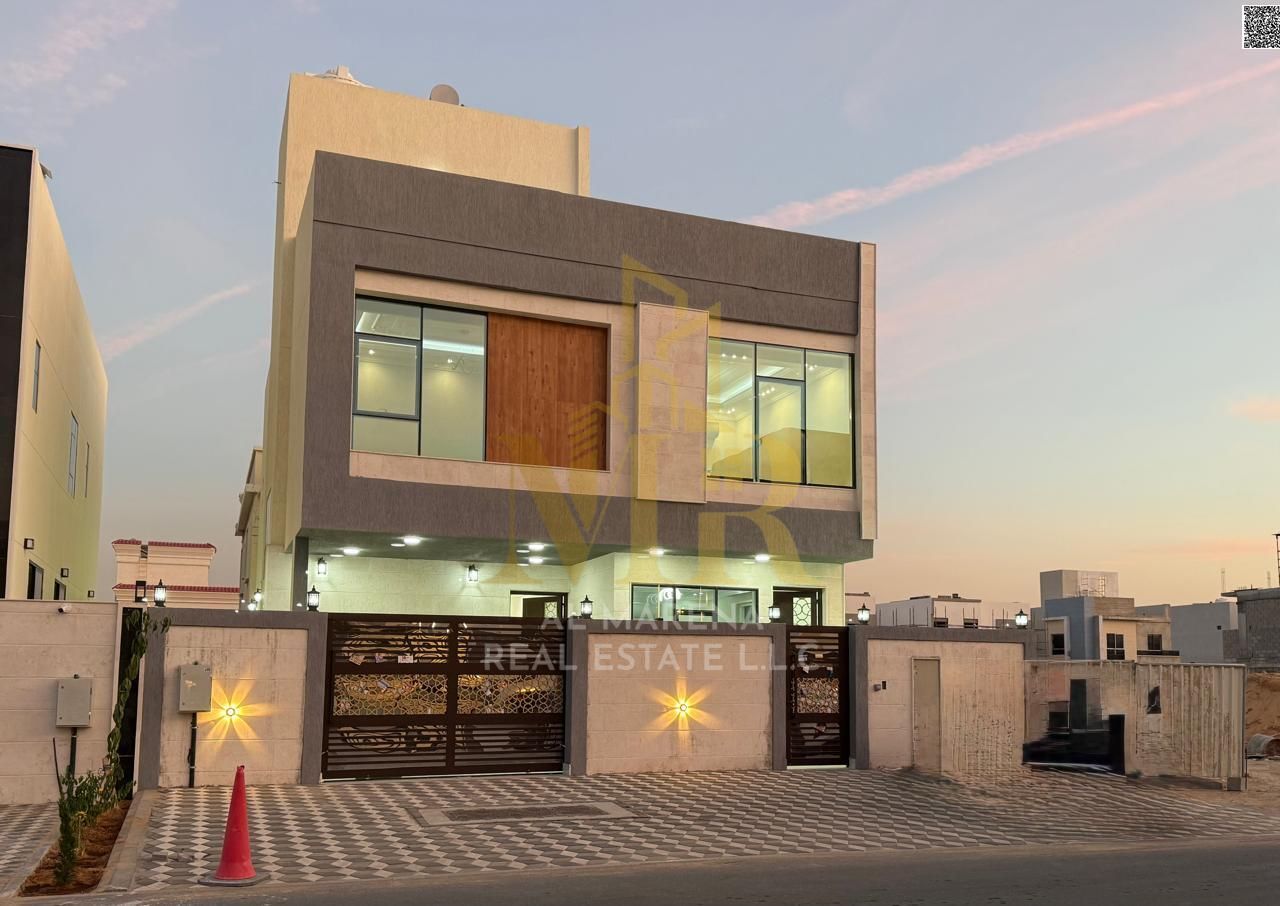 Luxury villa for sale, two floors + roof | Includes registration and ownership fees, air conditioning, water and electricity, high-end finishing