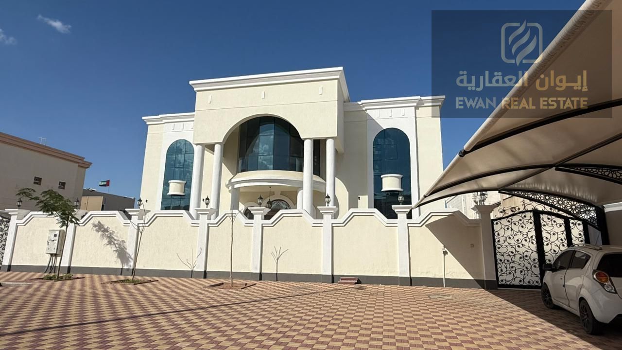 For rent, a very large luxury villa located in Al Humaidiya.