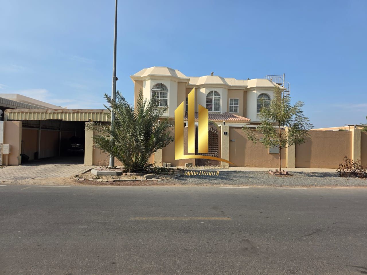Residential Villa for Sale – Two Floors + Two Annexes_____________________