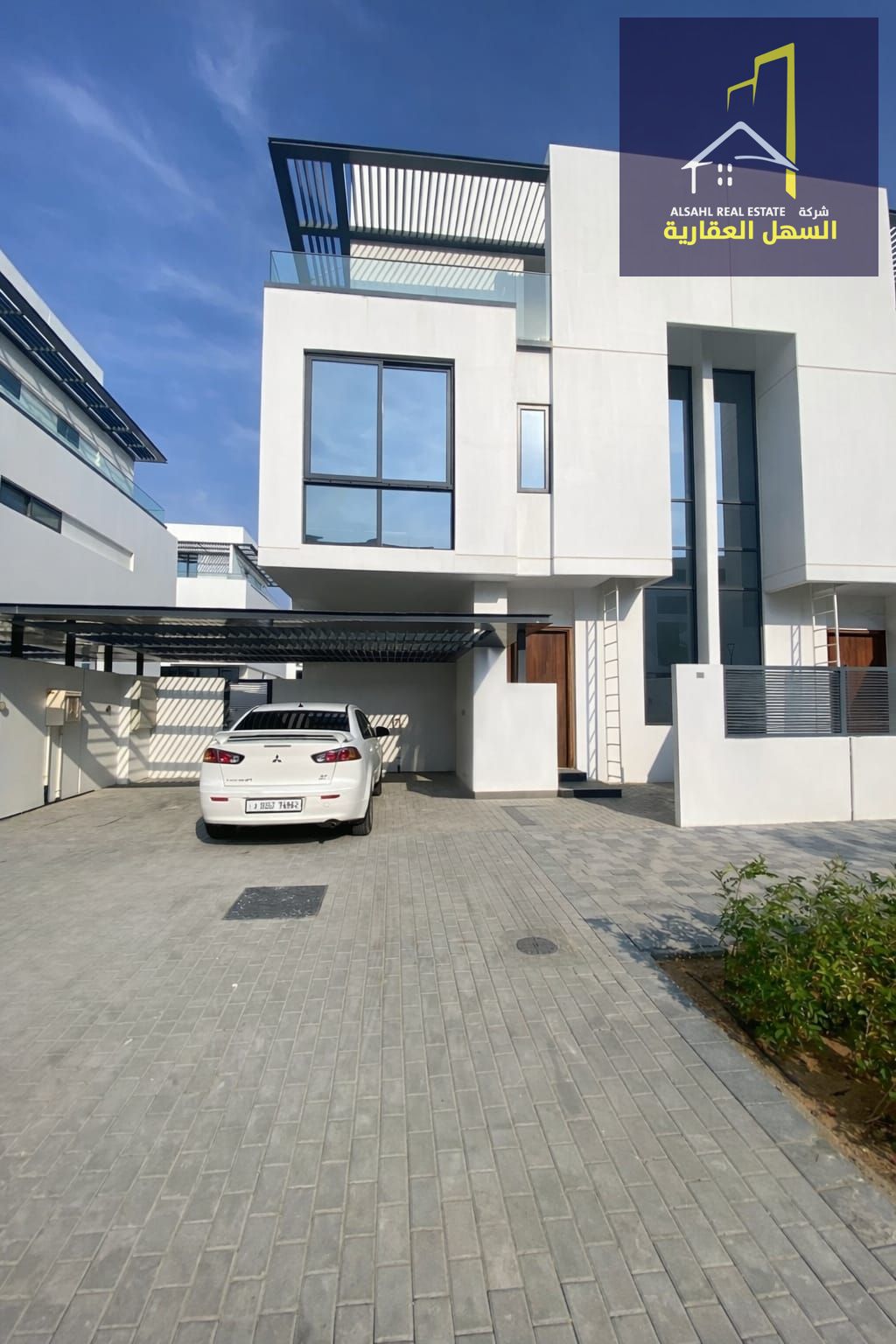 Three-Storey Villa 4 Bedrooms – Luxury Living Amid Nature and Water