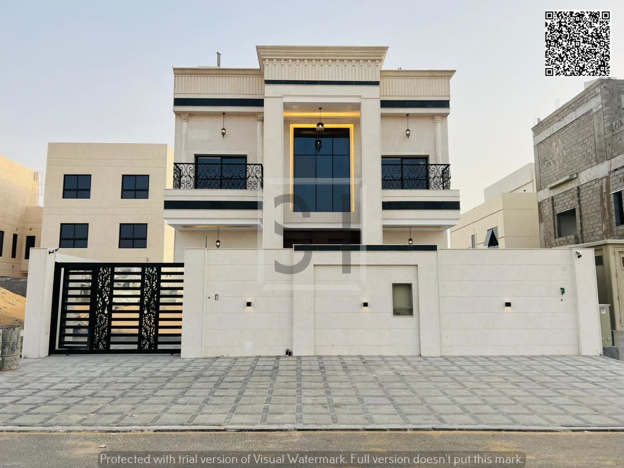 Villa for sale, including electricity, water, and air conditioning.