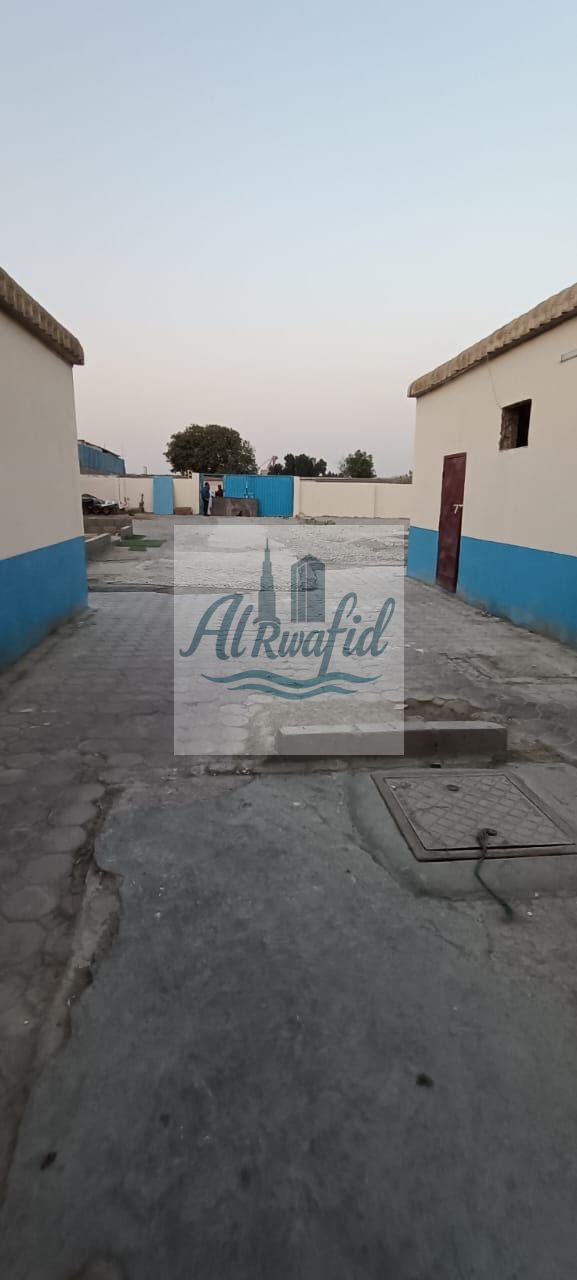 Labor Camp for Rent in Al Sajja Available 28-room labor camp, ideal for companies seeking organized and comfortable staff accommodation in Al Sajja Industrial Area. Price: AED 3,600 per room – Inclusive Affordable rate with essential services included.