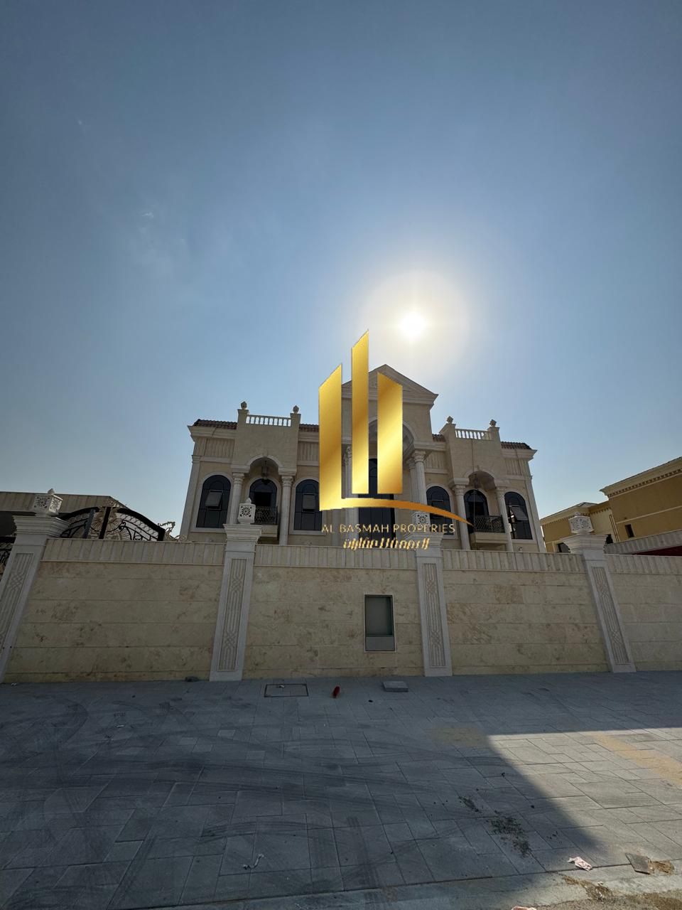 Super Deluxe Villa for Sale – Sharjah | Al Hoshi_ Plot Area: 10,000 sq. ft