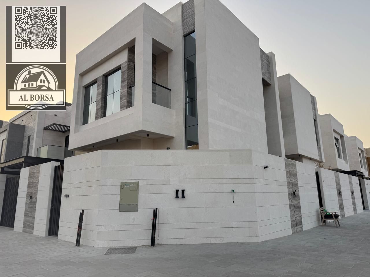 Villa for sale – Al Yasmin | Main Street | 5 Master Bedrooms + Majlis + Living Room + Maid's Room + Equipped Kitchen | Modern Finishes | AED 1,9