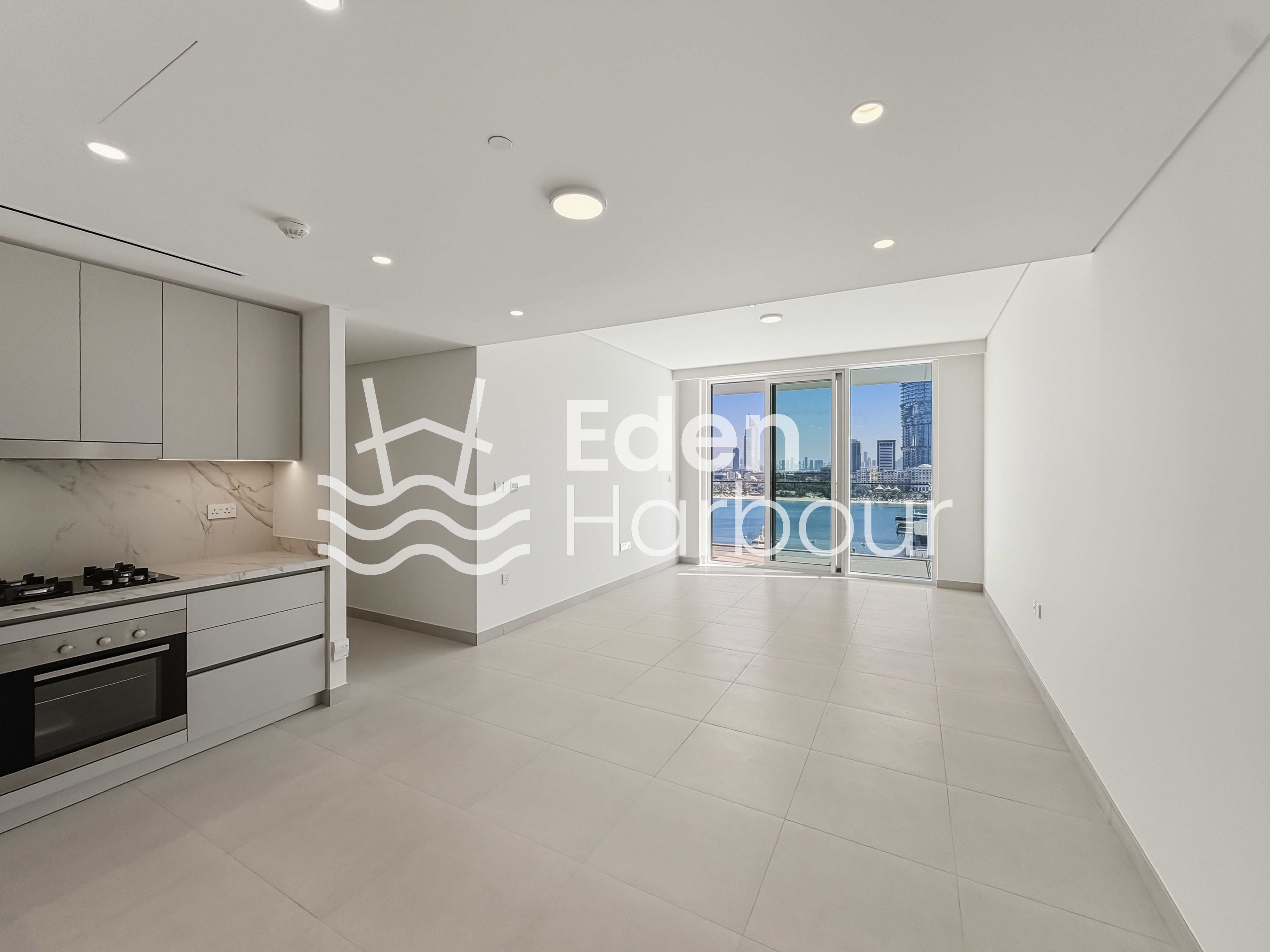 FULL HARBOUR VIEWS | MULTIPLE OPTIONS | READY NOW