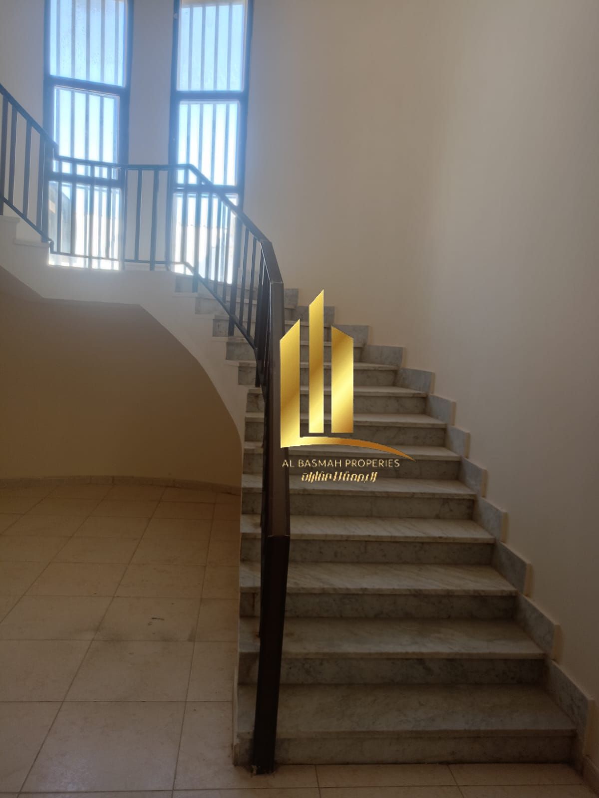 Distinctive Villa for Sale – Al Khuzamiya, Sharjah_21000SQ