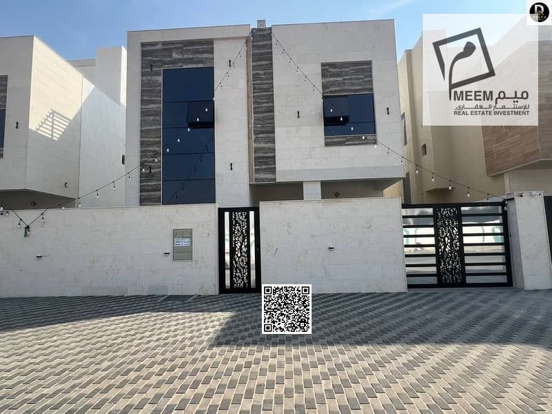 Luxury villa, 3 floors + roof, with a modern design, including registration and ownership fees, comprising 6 master bedrooms, high-end finishes and a