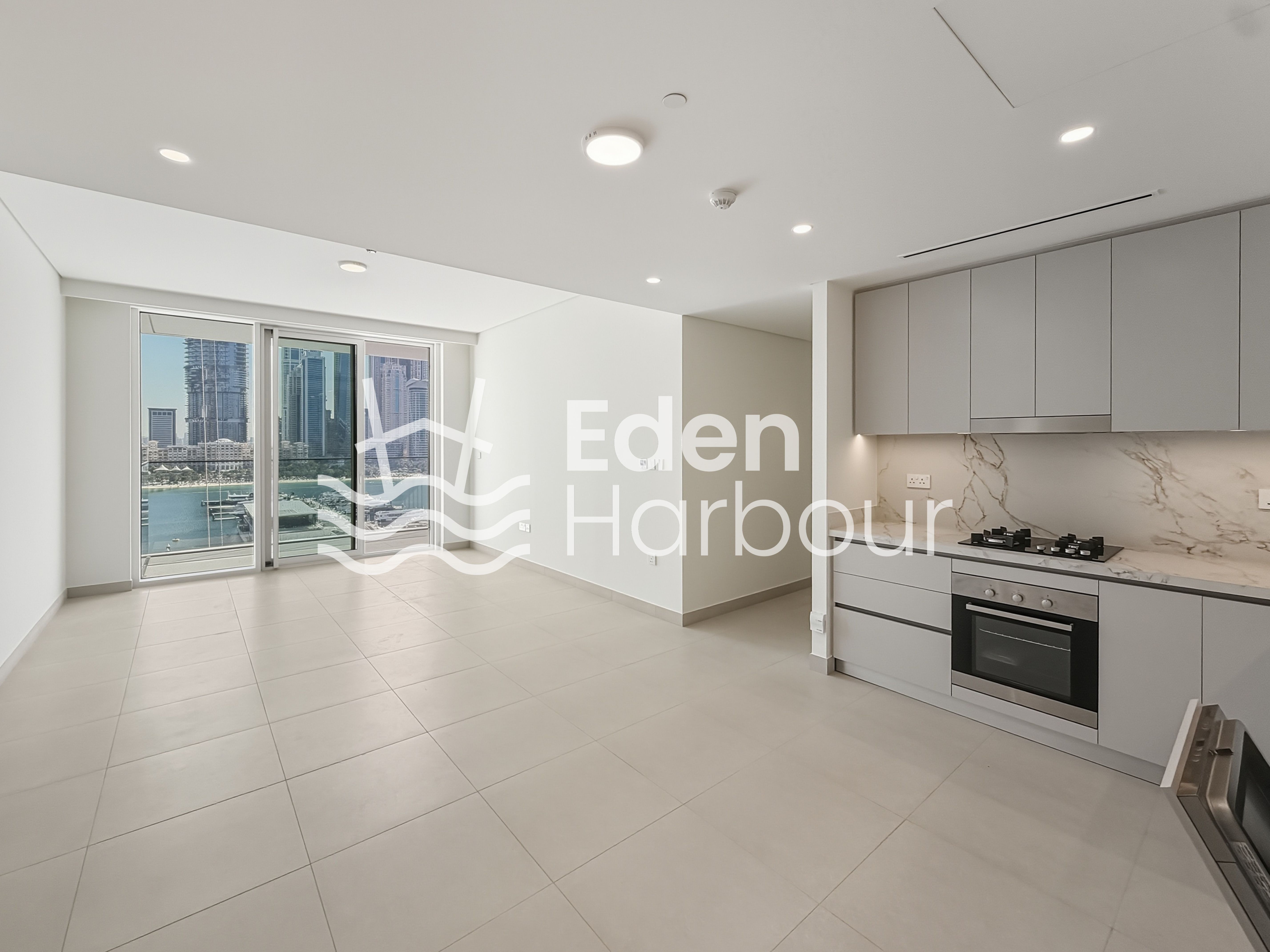 FULL HARBOUR VIEWS | MULTIPLE OPTIONS | READY NOW