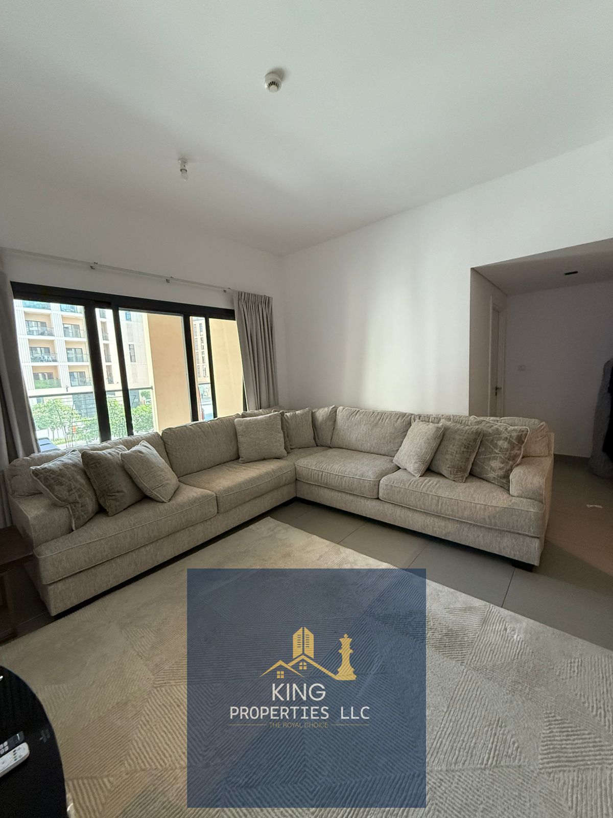 1bhk|Maid's Room|Huge Balcony