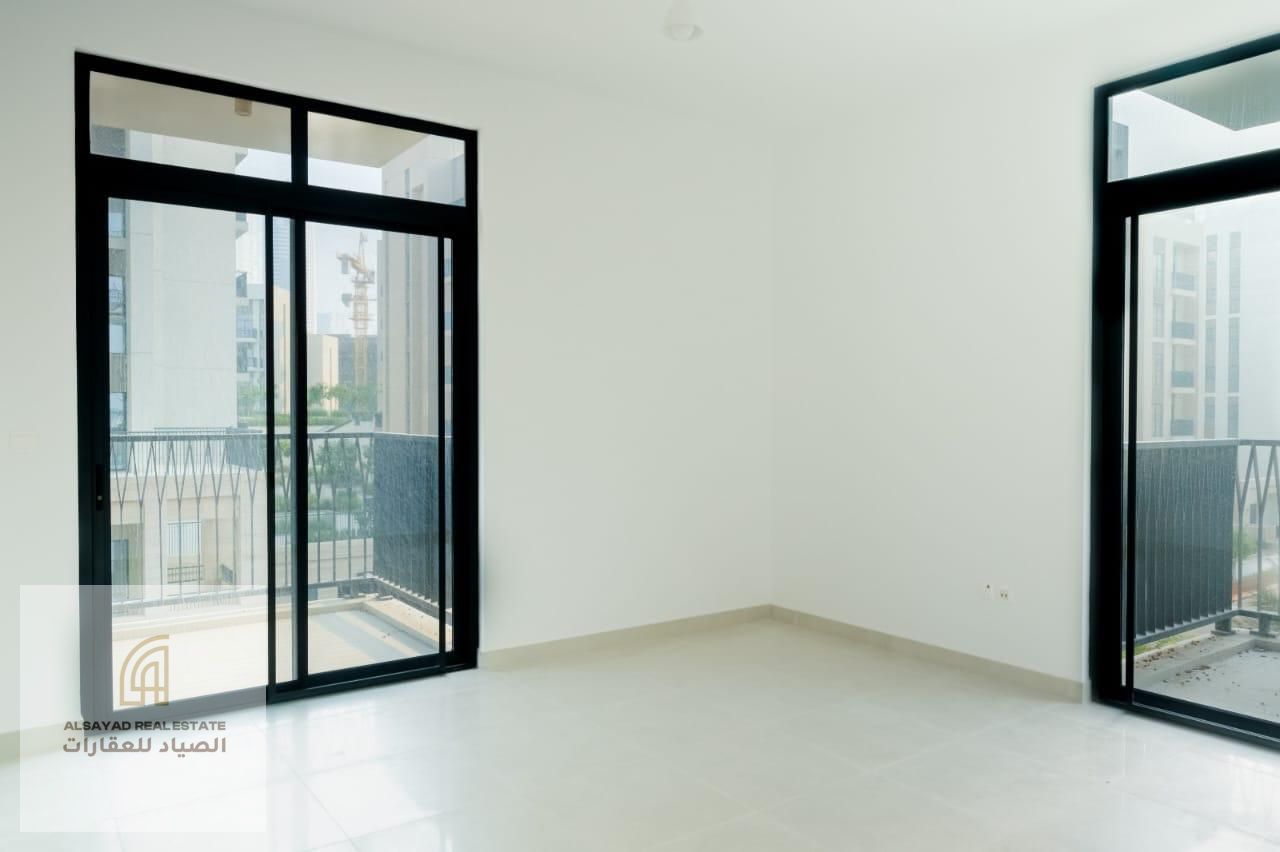 An apartment in the Emirate of Sharjah on Maryam Island with two distinctive views