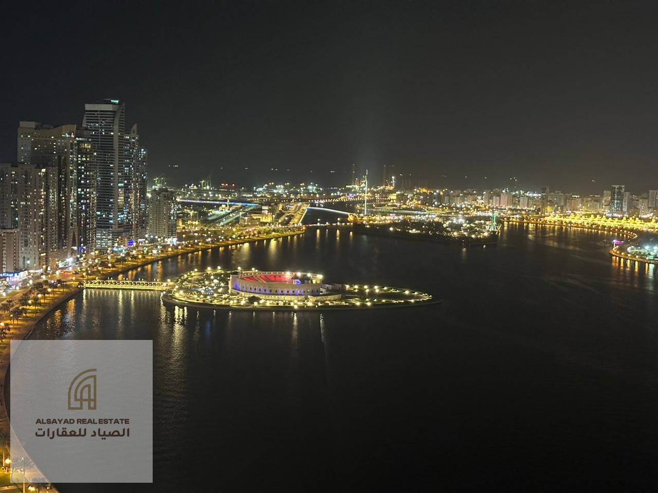 Bedroom Apartment with Living Room and 2 Bathrooms in Sharjah Al Majaz 3 – With Swimming Pool Gym, Pa