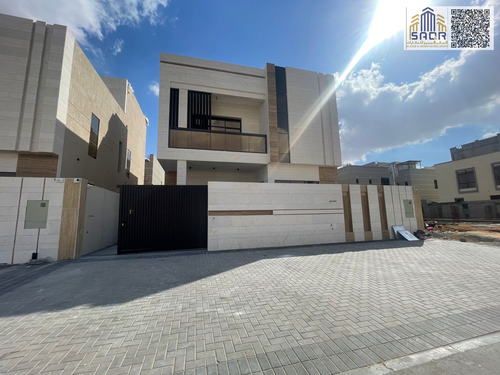 A golden opportunity to live or invest in one of the most vibrant areas, with flexible payment options and bank facilities to suit your needs.