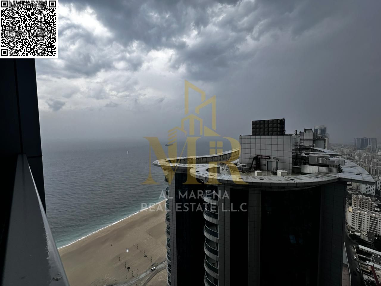 Luxury apartment for sale on Ajman Corniche in a prime location with an open view