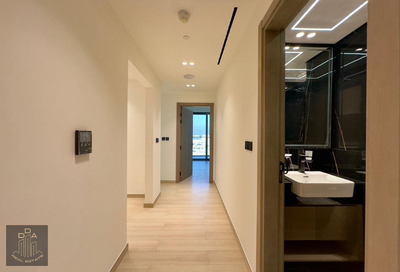 1BR Apartment | 2 Baths | Binghatti Heights JVC