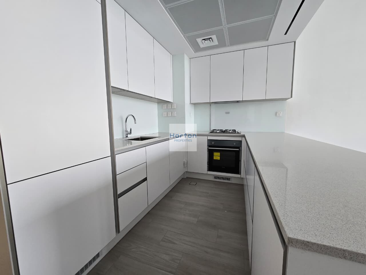PARK VIEW I BRAND NEW I MODERN I PRIME LOCATION