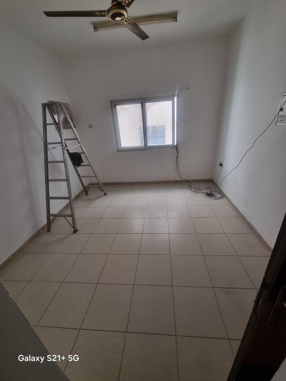 2 Great Opportunity | 3 Rooms and a Living Room for Rent – Only 40,000