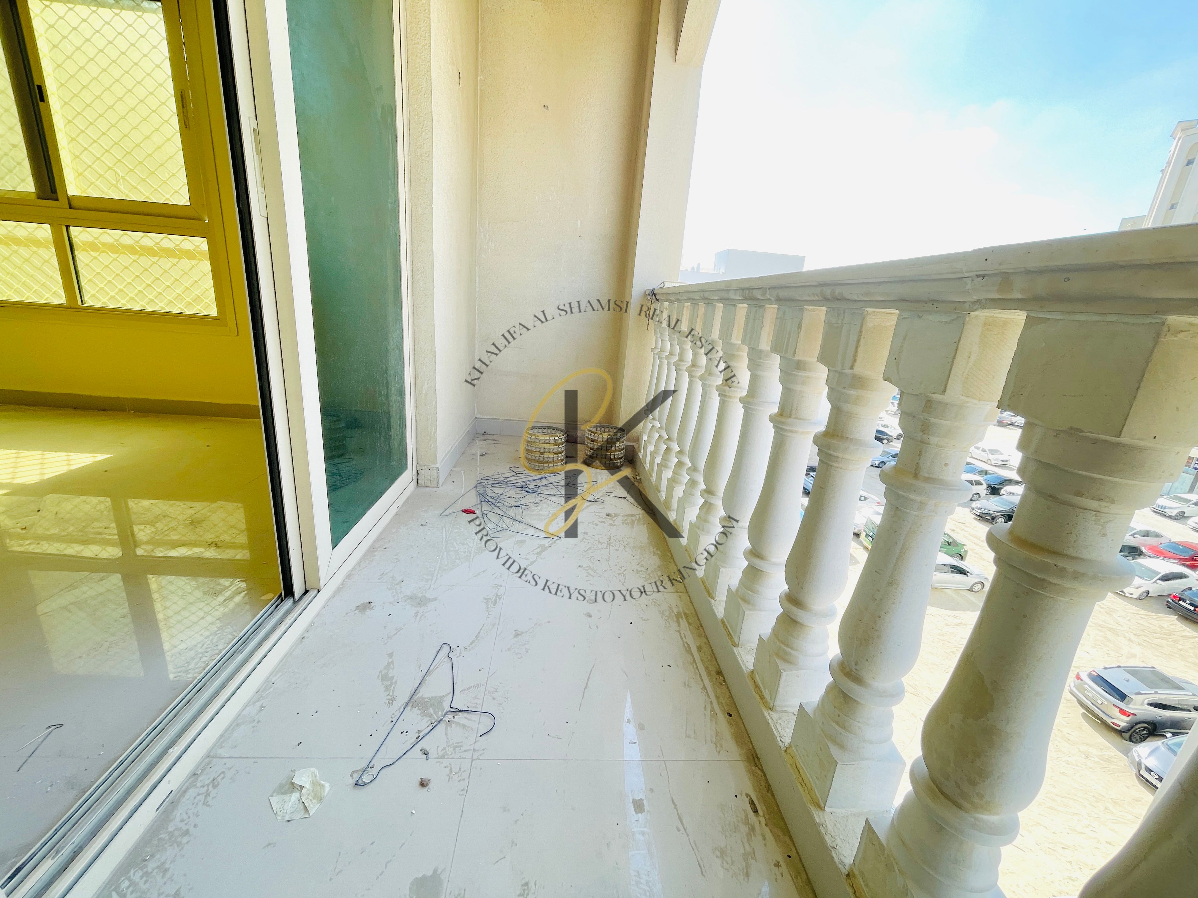 Very hott offer amazing 2bedroom with 2 washroom near to alzahiya city centre in new muwailah fully family building just in 42k