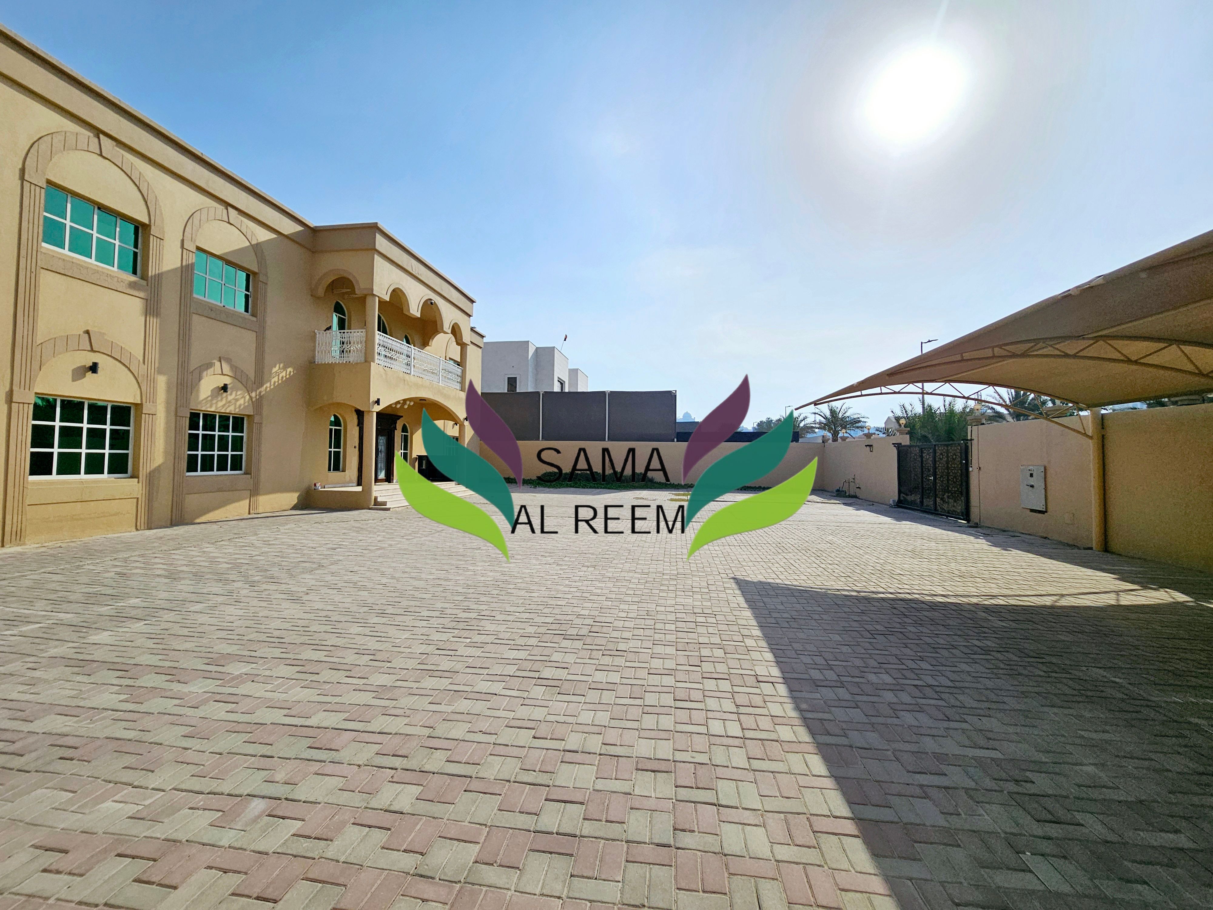 Independent 9 Bed Villa | Huge Garden | Renovated Kitchen | Very Spacious