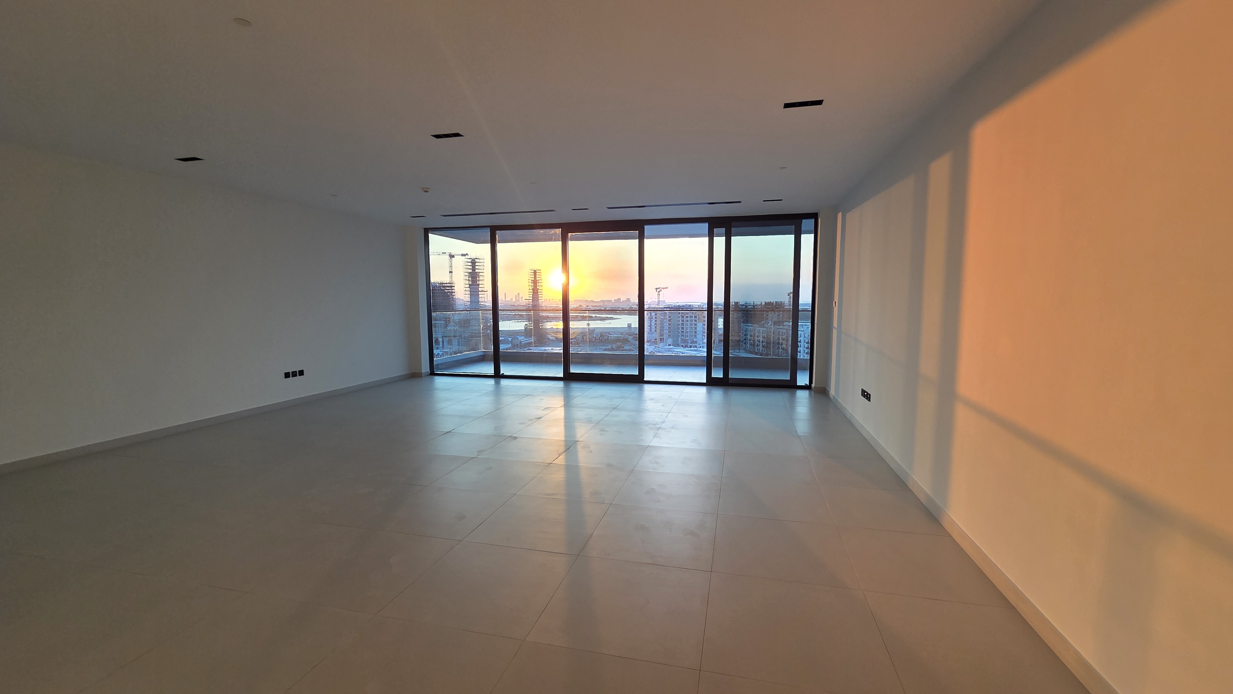 Luxury Apartment with Stunning Sea View for Sale in Al Thuraya Terrace, Sharjah