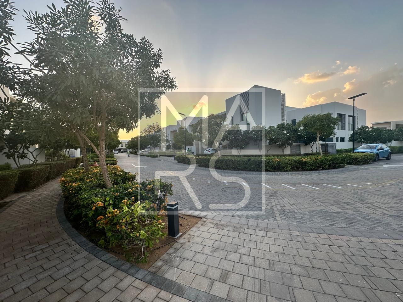 Modern 3bhk alzahia | luxury | Specious| best location| best price|