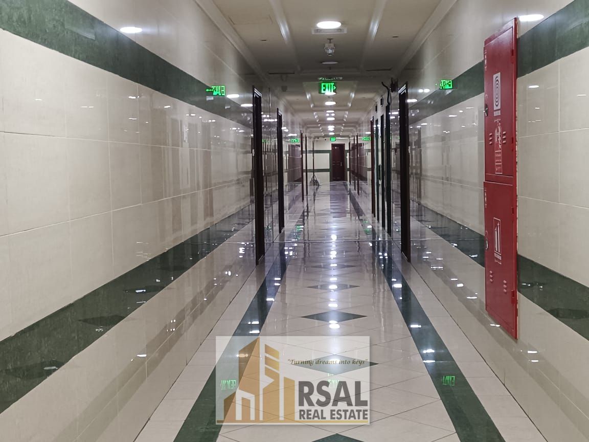 15 Days Free , Sunday best opportunity , Minimum Commission 1BHR Front off Maleha Road , Easy Access to Dubai ?