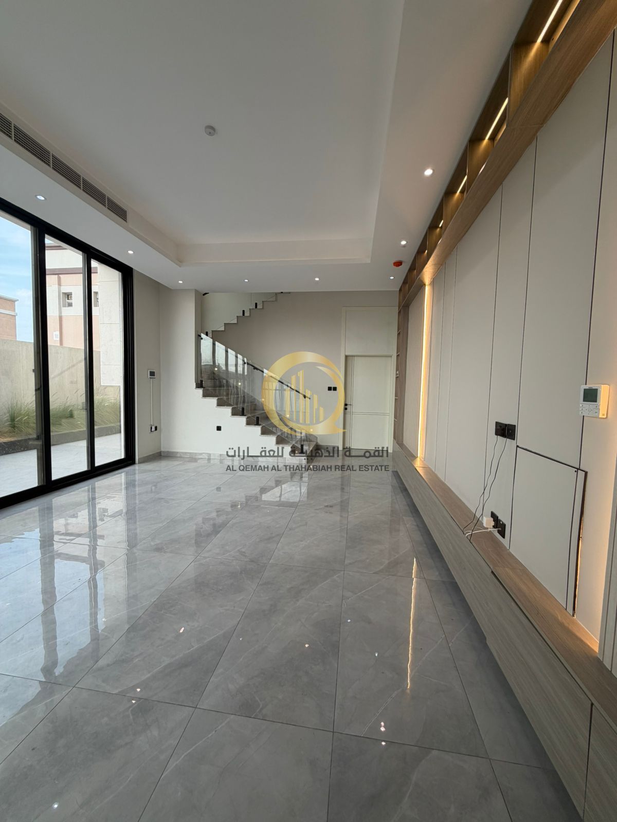 Investment opportunity in Al Hoshi for sale at the lowest market price of 2750000 AED