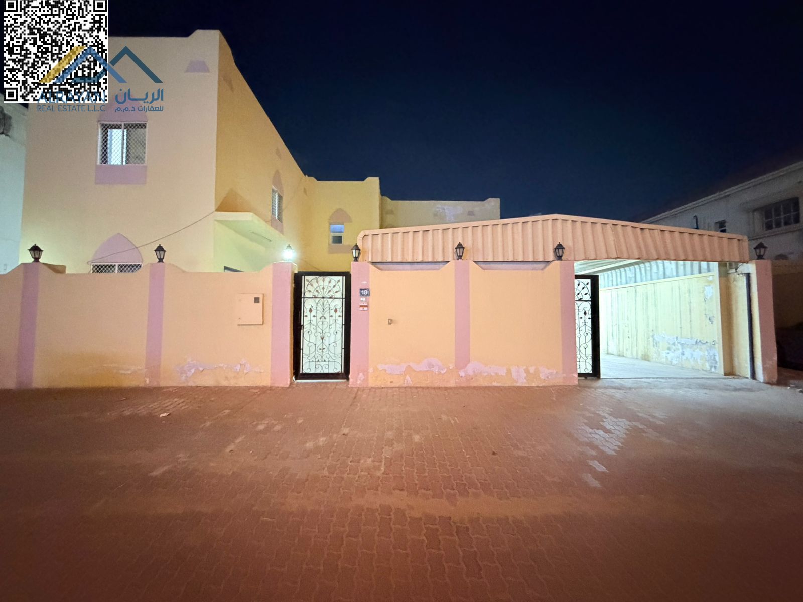 Commercial villa on a main street, excellent location