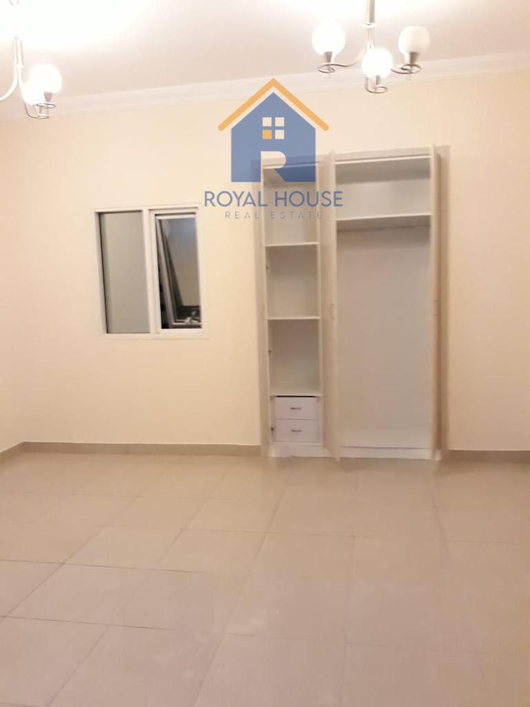 Spacious Studio in Al Nahda: Perfect for Families