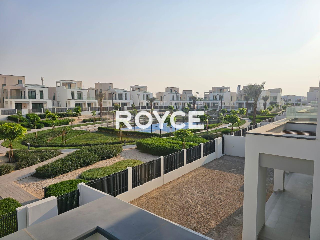 Huge 4BR+Maids Villa | Facing Amenities | Great Spot
