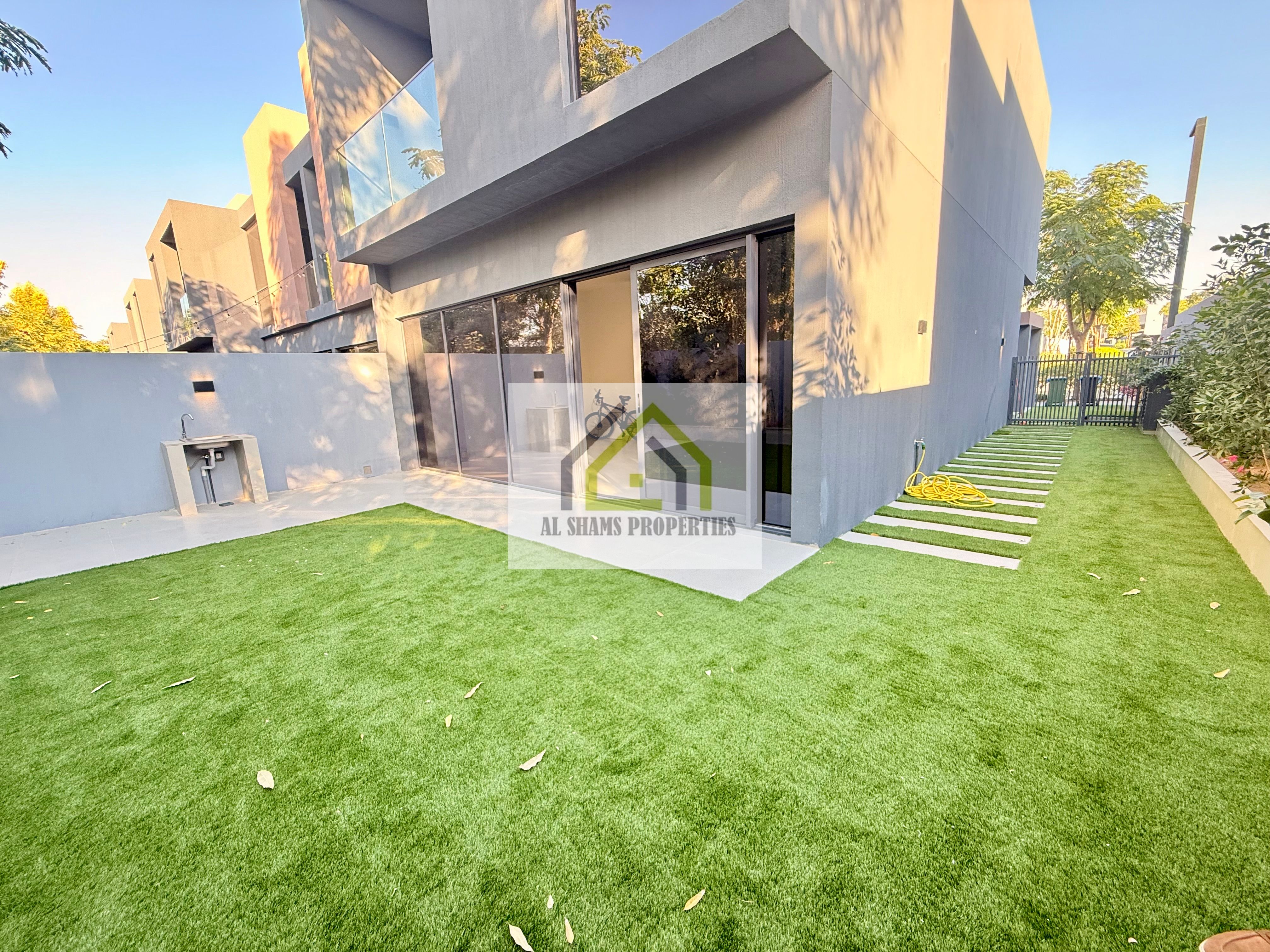 Corner Single Row G+2 | 3BR Townhouse | MaidRoom