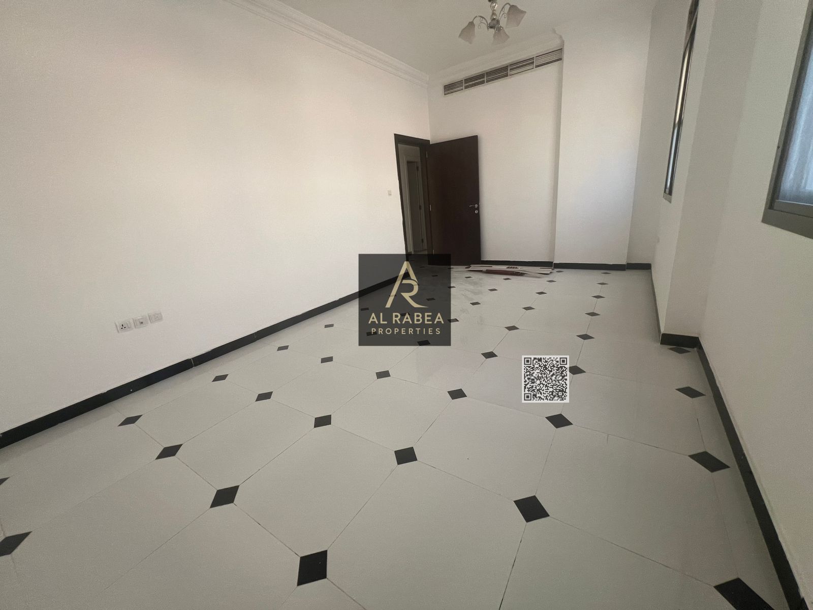Two-bedroom apartment with a living room in Rawda 3 Two bedrooms + spacious living room Prime location close to all amenities Good finishing and comf