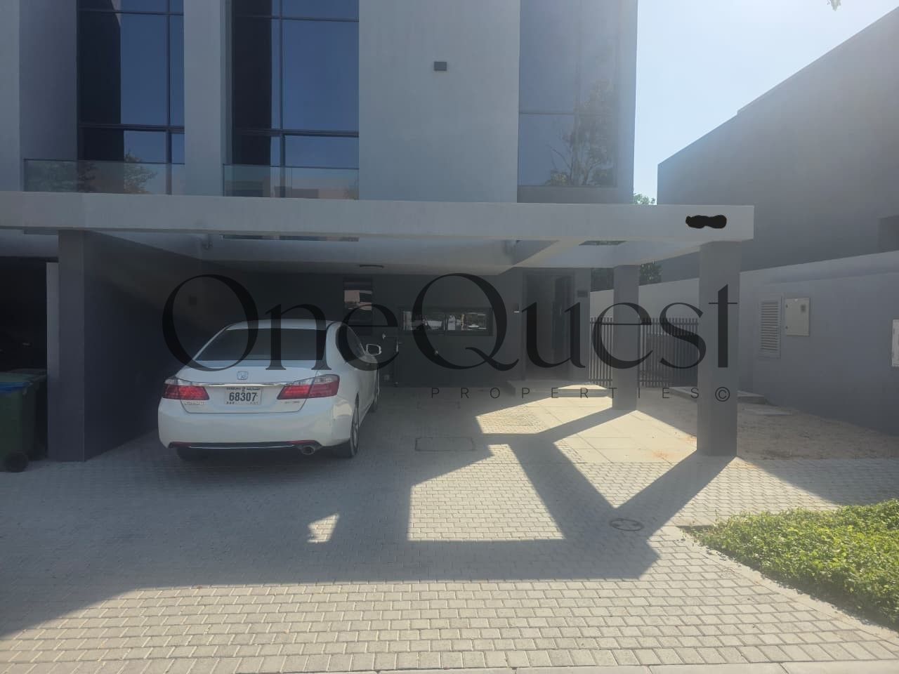 Ready to move // Free Hold //cornerf Unit //Opportunity Exclusive Amenities // First resident