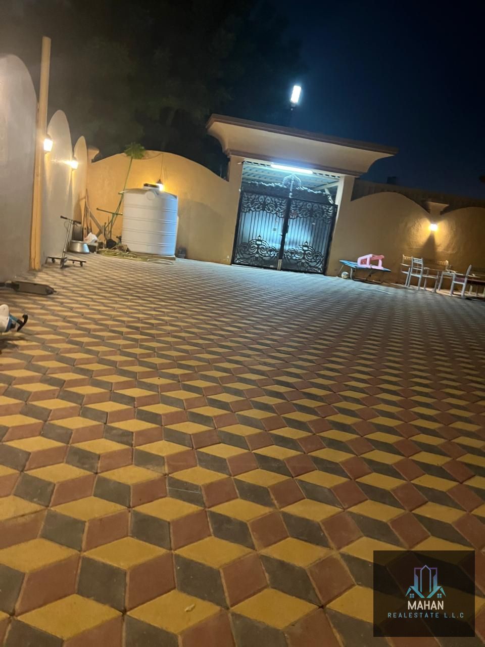 Luxury Villa for Sale | Al Rawda 1 – Ajman A spacious standalone villa offering exceptional land size and comfortable family living in one of Ajman’s most desirable residential communities.